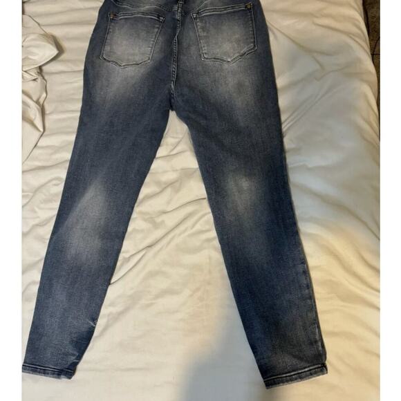 Judy Blue Jenna Tummy Control Jeans - JB88525 - Size 15 - Medium Wash - Picture 10 of 10